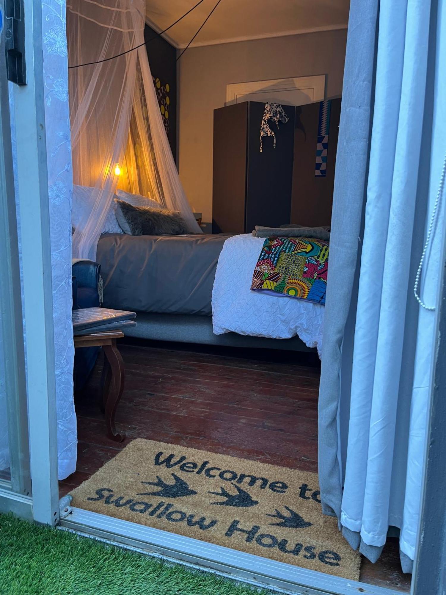 Seaside Getaway @ Swallow House Suite #1 كيب تاون المظهر الخارجي الصورة